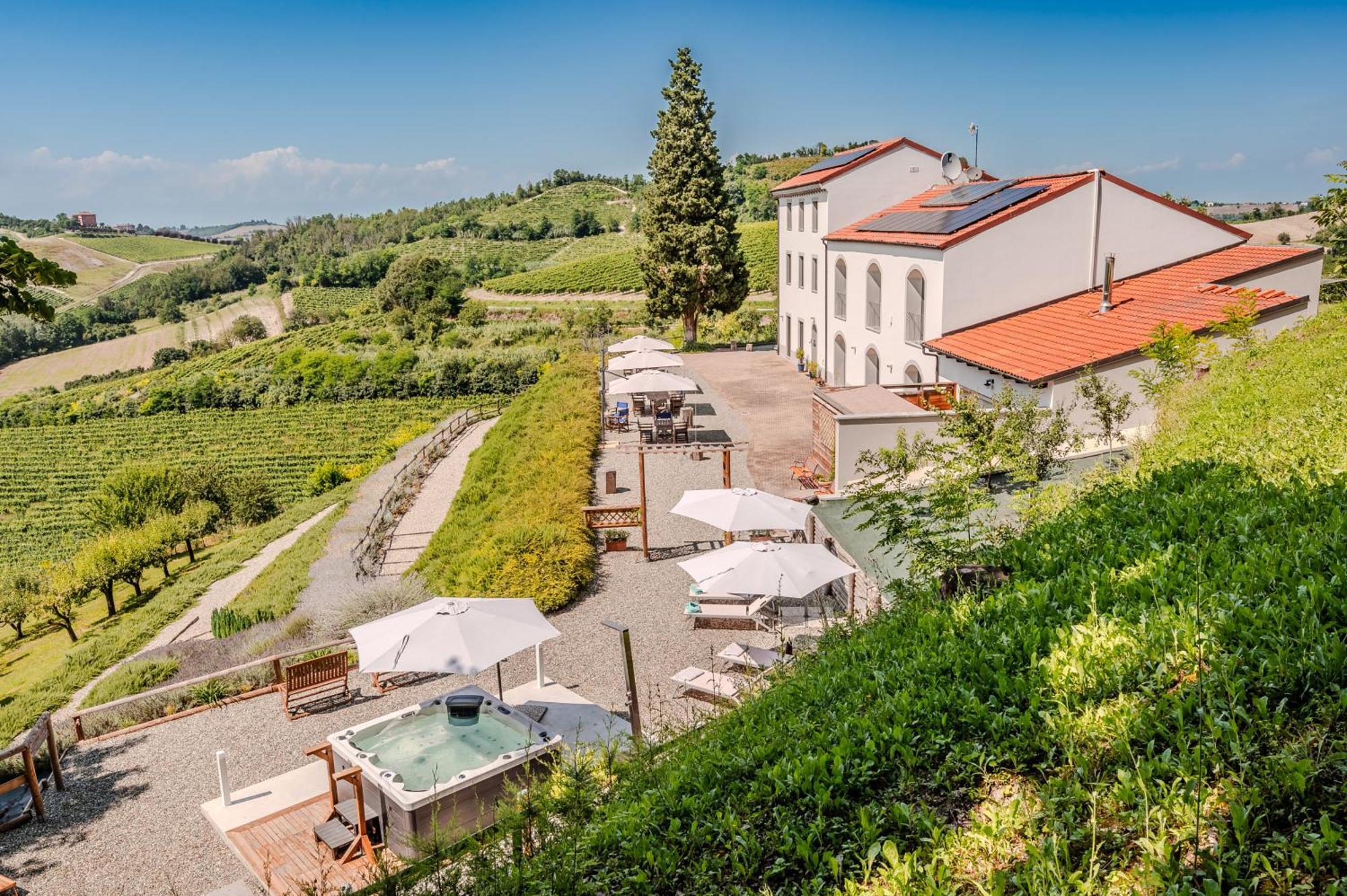 Ozzano Monferrato Villa Rocco Country House מראה חיצוני תמונה